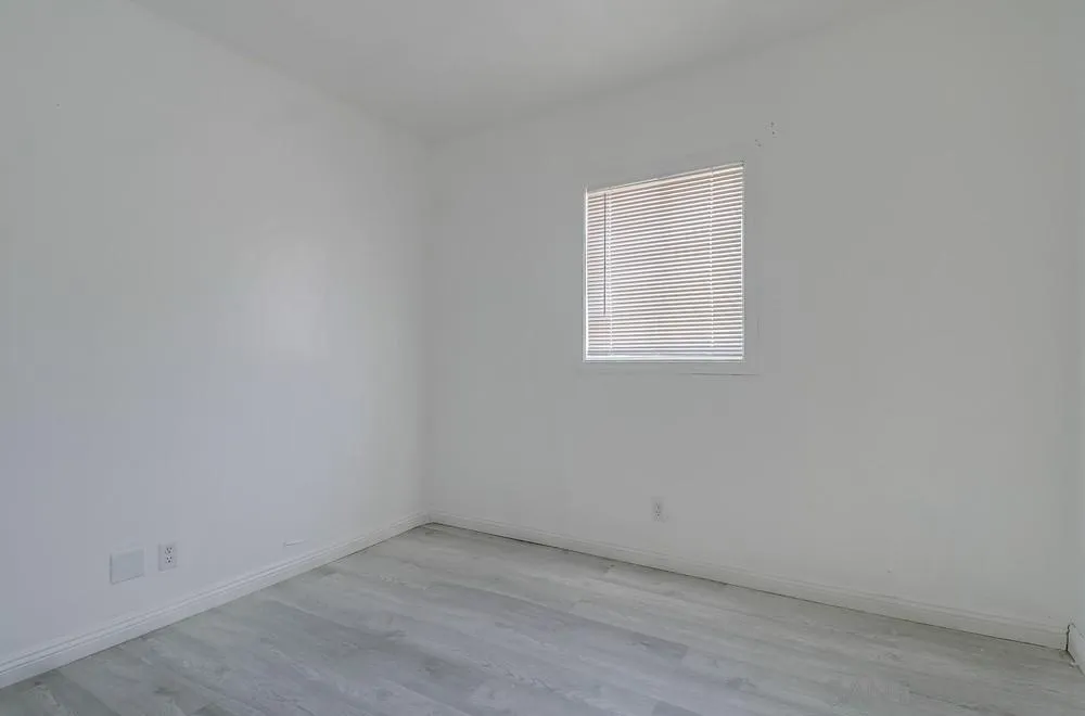 734-738 Grand Avenue Spring Valley, CA 91977 - Photo 8 of 30 an empty room with a window