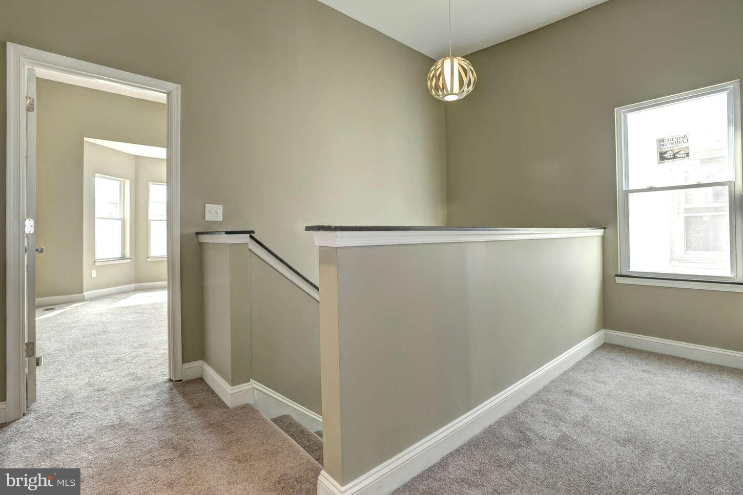 3627 Reisterstown Road Baltimore, MD 21215 - Photo 18 of 30 2nd Story Landing