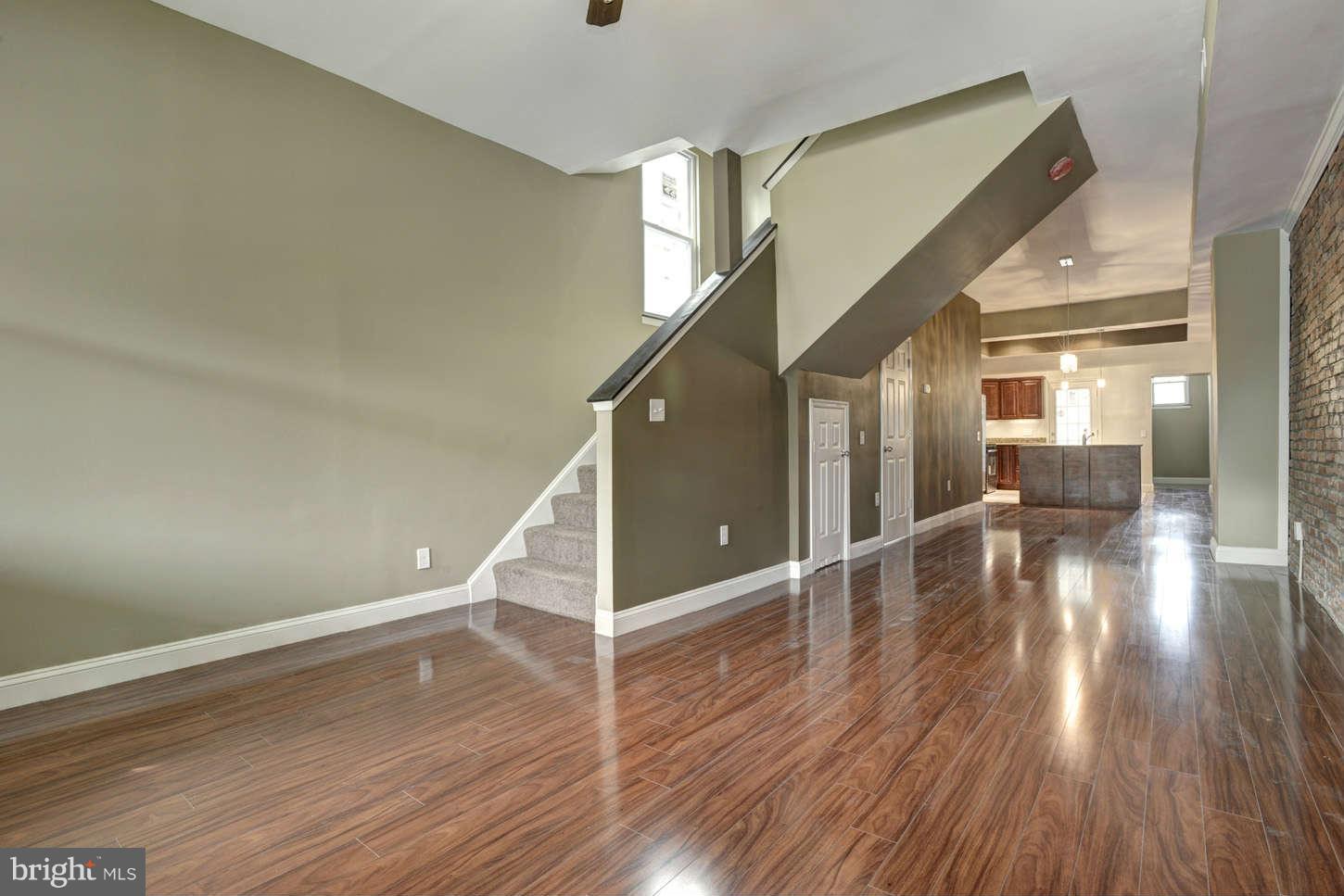 3627 Reisterstown Road Baltimore, MD 21215 - Photo 8 of 30 Living Room