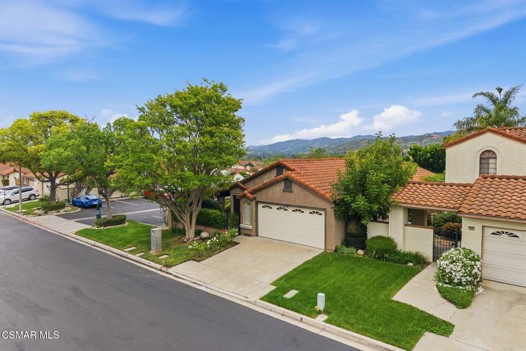 802 Congressional Road Simi Valley, CA 93065 - Photo 1 of 37