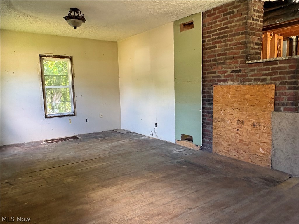 2388 Copley Road Akron, OH 44321 - Photo 12 of 24