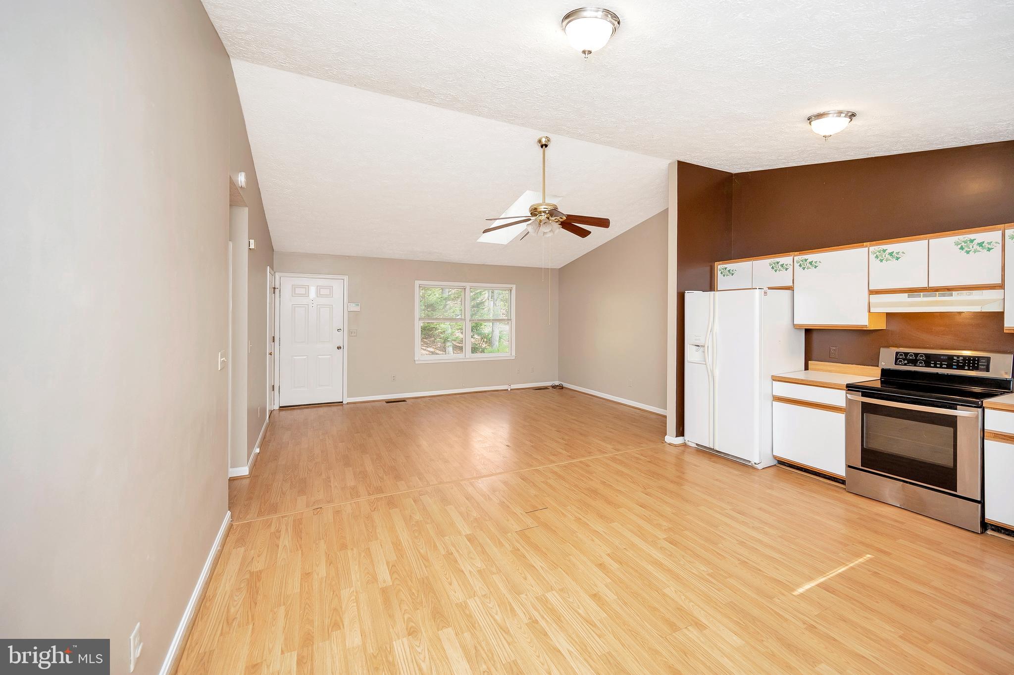18237 Monitor Road Culpeper, VA 22701 - Photo 8 of 22 Nice laminate floors