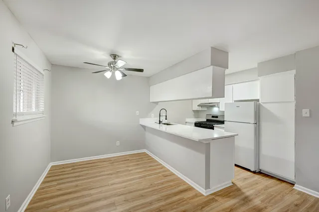 $1,400 | 1529 Wirt Road, Unit 20, Houston, TX 77055