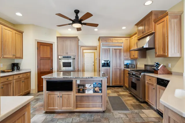 $1,899,900 | 1242 Maple Leaf Drive, Walker, MN 56484