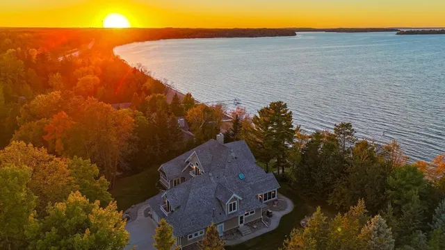 $1,899,900 | 1242 Maple Leaf Drive, Walker, MN 56484