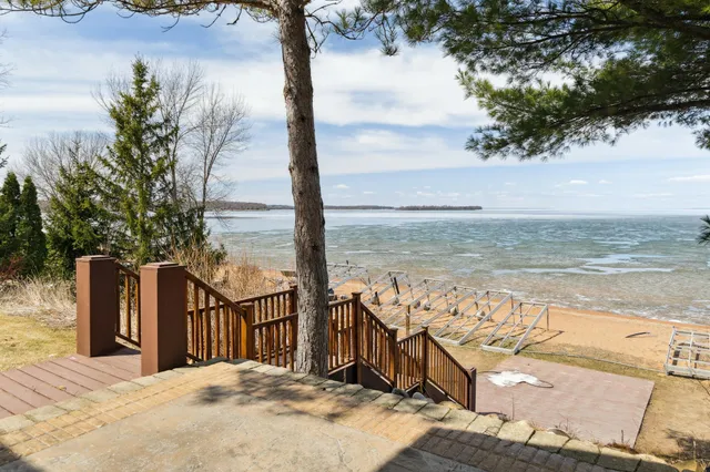 $1,899,900 | 1242 Maple Leaf Drive, Walker, MN 56484