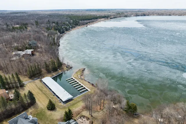 $1,899,900 | 1242 Maple Leaf Drive, Walker, MN 56484