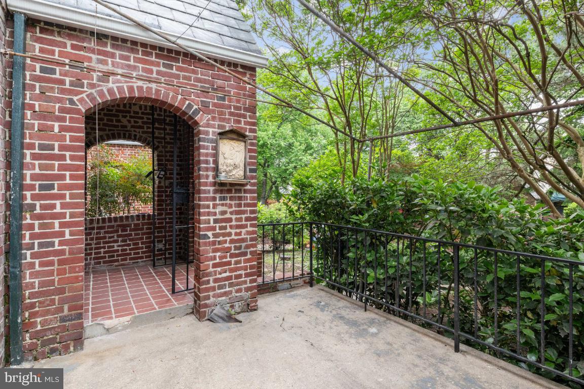 3706 Rexmere Road Baltimore, MD 21218 - Photo 3 of 26 Front Patio