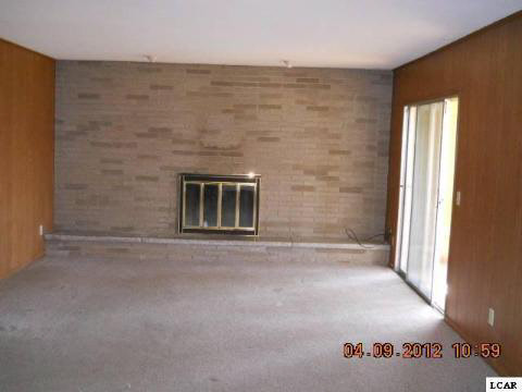 4865 Holloway Road Adrian, MI 49221 - Photo 9 of 12 20089817-8.JPG