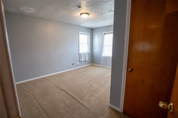 $184,900 | 379 Norran Drive, Irondequoit, NY 14621