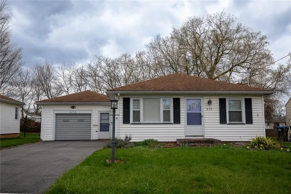 $184,900 | 379 Norran Drive, Irondequoit, NY 14621