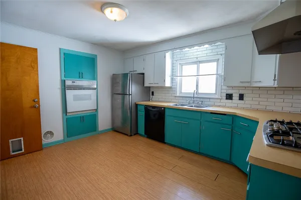 $184,900 | 379 Norran Drive, Irondequoit, NY 14621