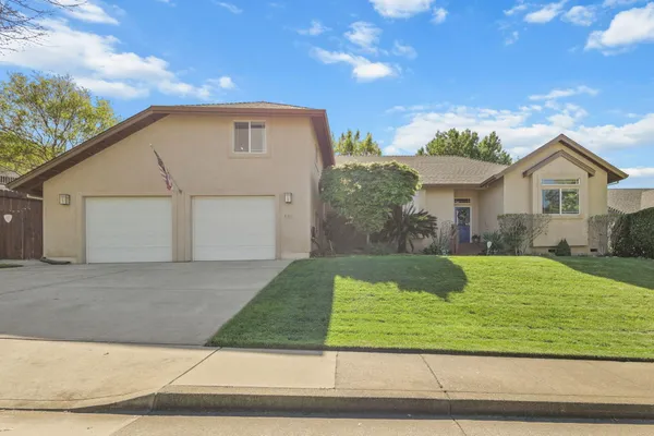 $559,900 | 672 Reddington Drive, Redding, CA 96003