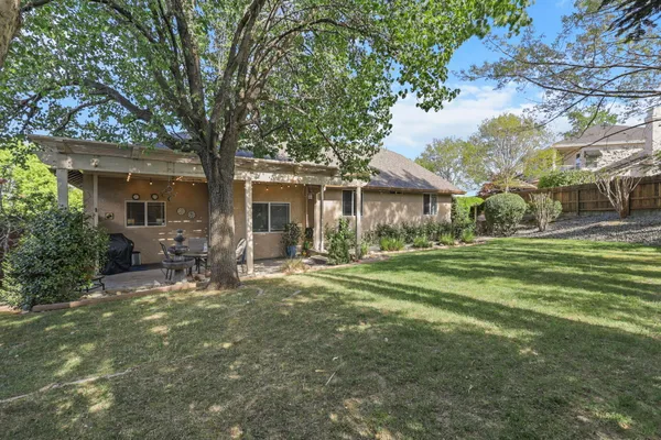 $559,900 | 672 Reddington Drive, Redding, CA 96003