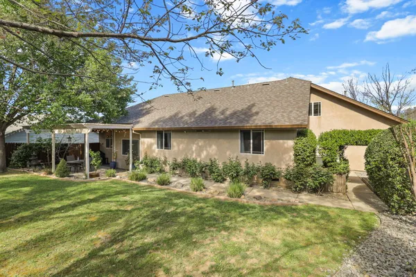 $559,900 | 672 Reddington Drive, Redding, CA 96003