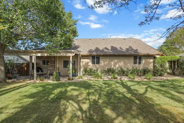 $579,990 | 672 Reddington Drive, Redding, CA 96003