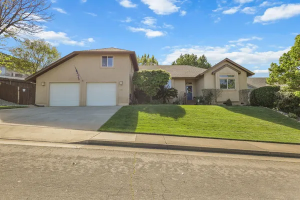 $559,900 | 672 Reddington Drive, Redding, CA 96003