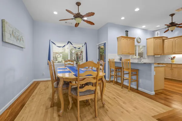 $559,900 | 672 Reddington Drive, Redding, CA 96003