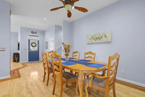 $579,990 | 672 Reddington Drive, Redding, CA 96003