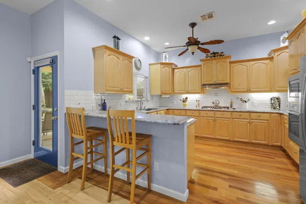 $579,990 | 672 Reddington Drive, Redding, CA 96003