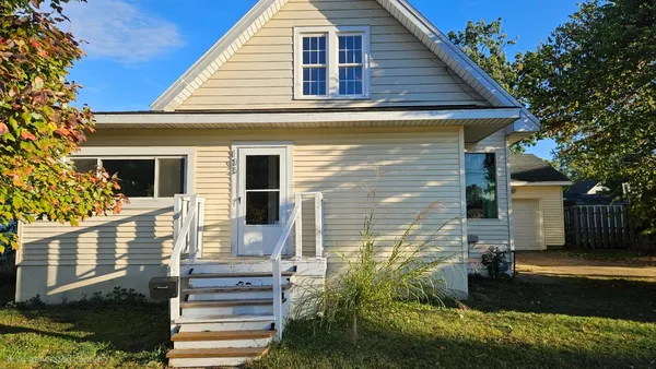 $359,000 | 103 Maple Street, Three Oaks, MI 49128