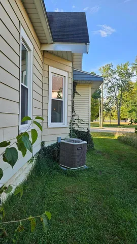$359,000 | 103 Maple Street, Three Oaks, MI 49128