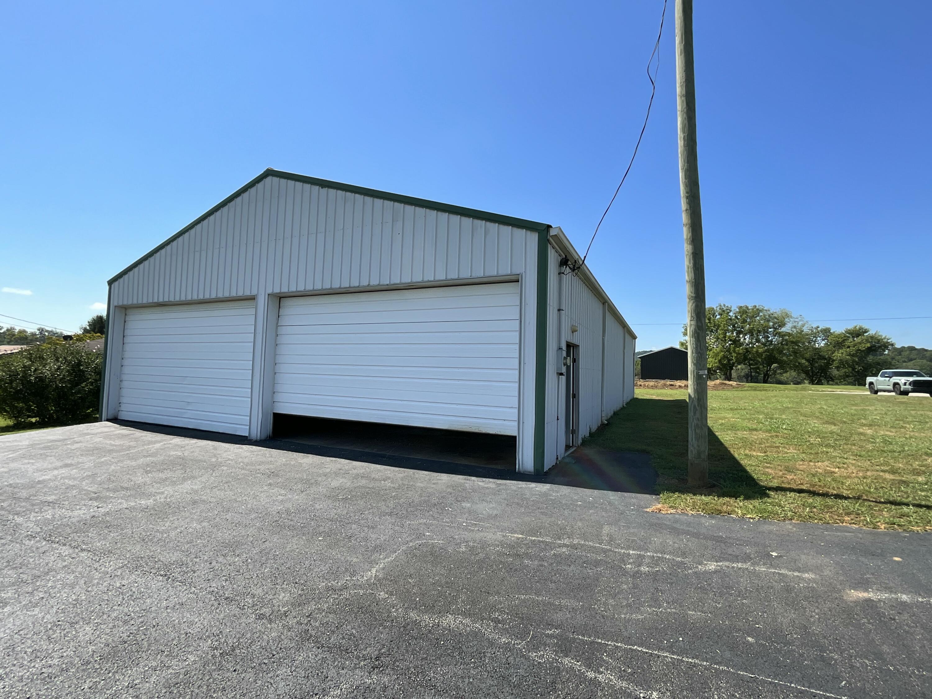 248 Jacksboro Road Bronston, KY 42518 - Photo 108 of 117 IMG_1658