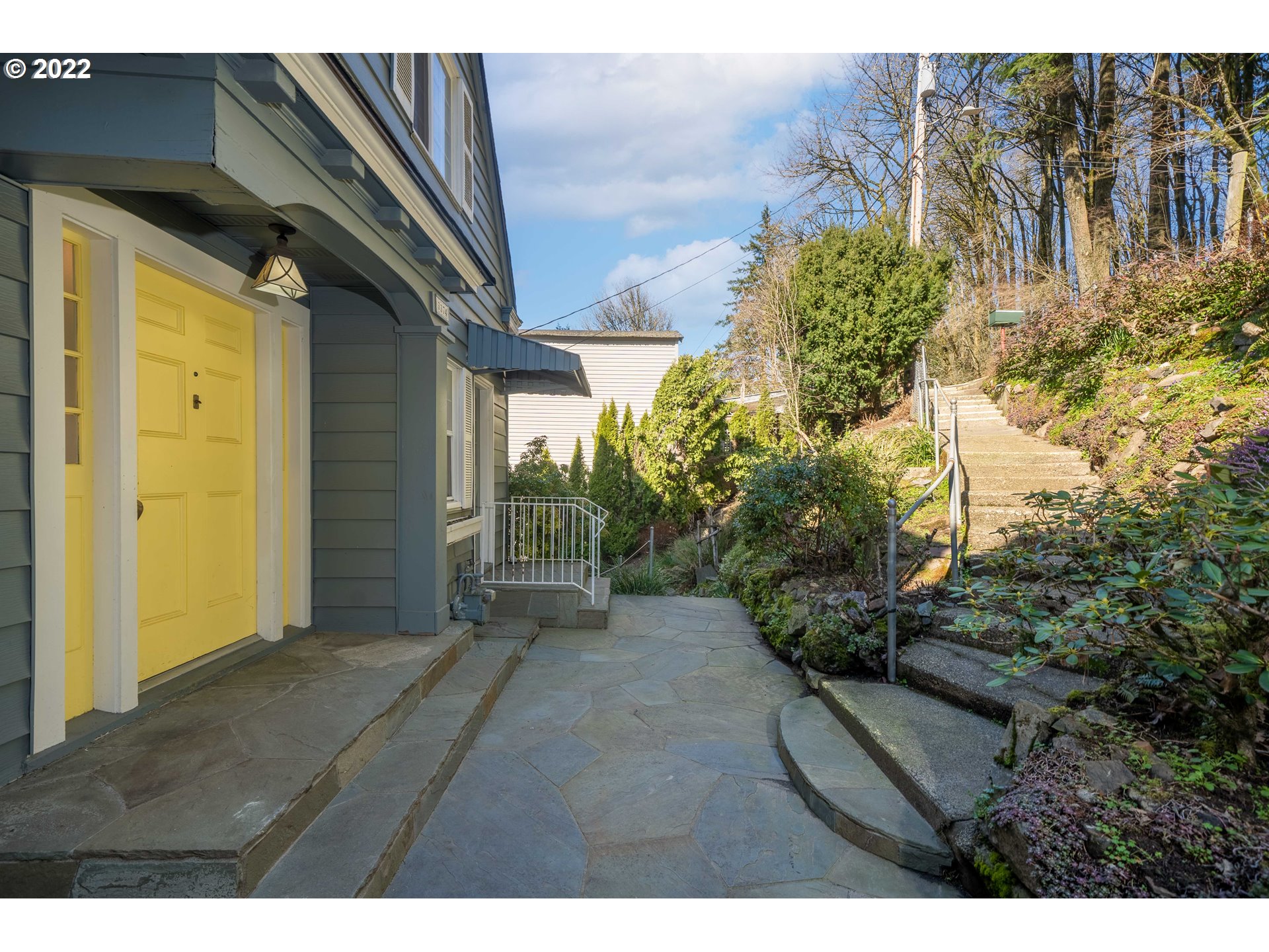 3374 Southwest Fairmount Boulevard Portland, OR 97239 - Photo 3 of 32 Gallery Image 3