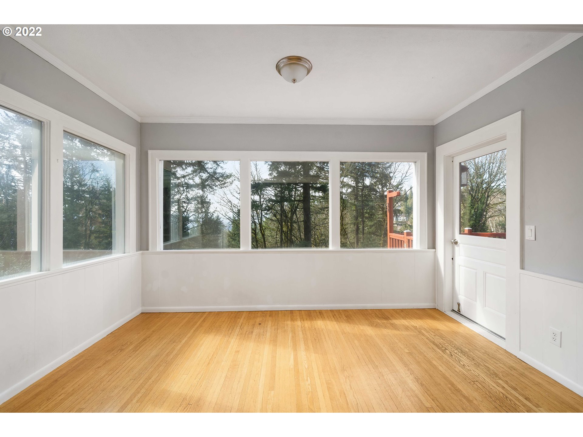 3374 Southwest Fairmount Boulevard Portland, OR 97239 - Photo 8 of 32 Gallery Image 8