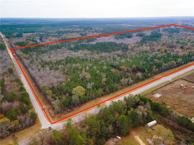 $220,000 | 301 Broadhurst Road East, Jesup, GA 31546