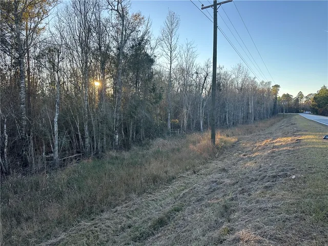 $220,000 | 301 Broadhurst Road East, Jesup, GA 31546