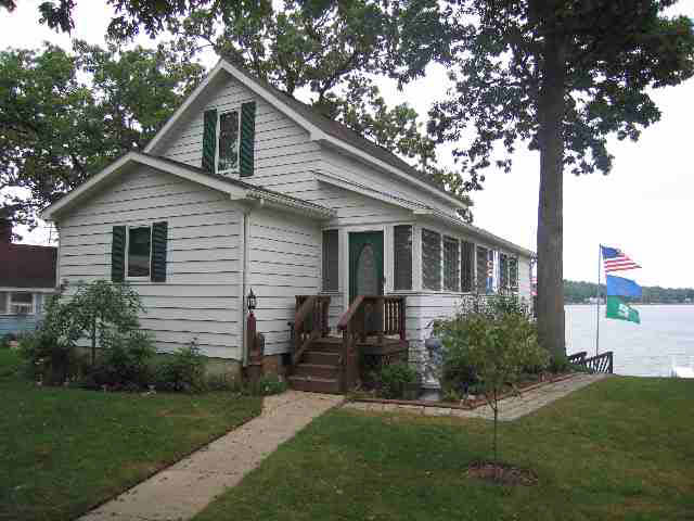 3820 West Shady Side Road Angola, IN 46703 - Photo 8 of 9 Gallery Image 8
