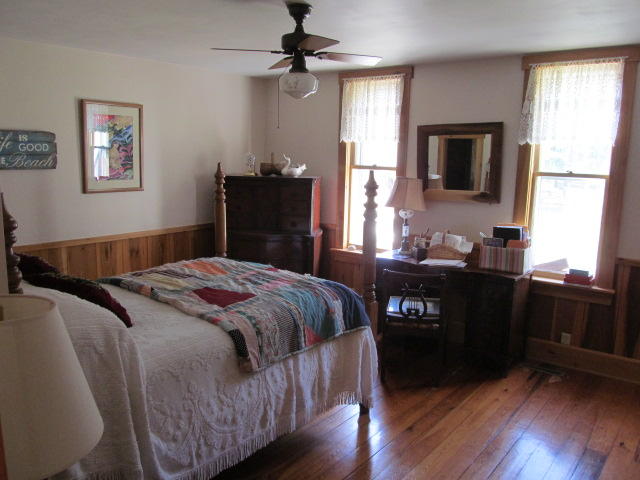 1442 Oak Ridge Road Buchanan, VA 24066 - Photo 5 of 32 Bedroom 2.JPG