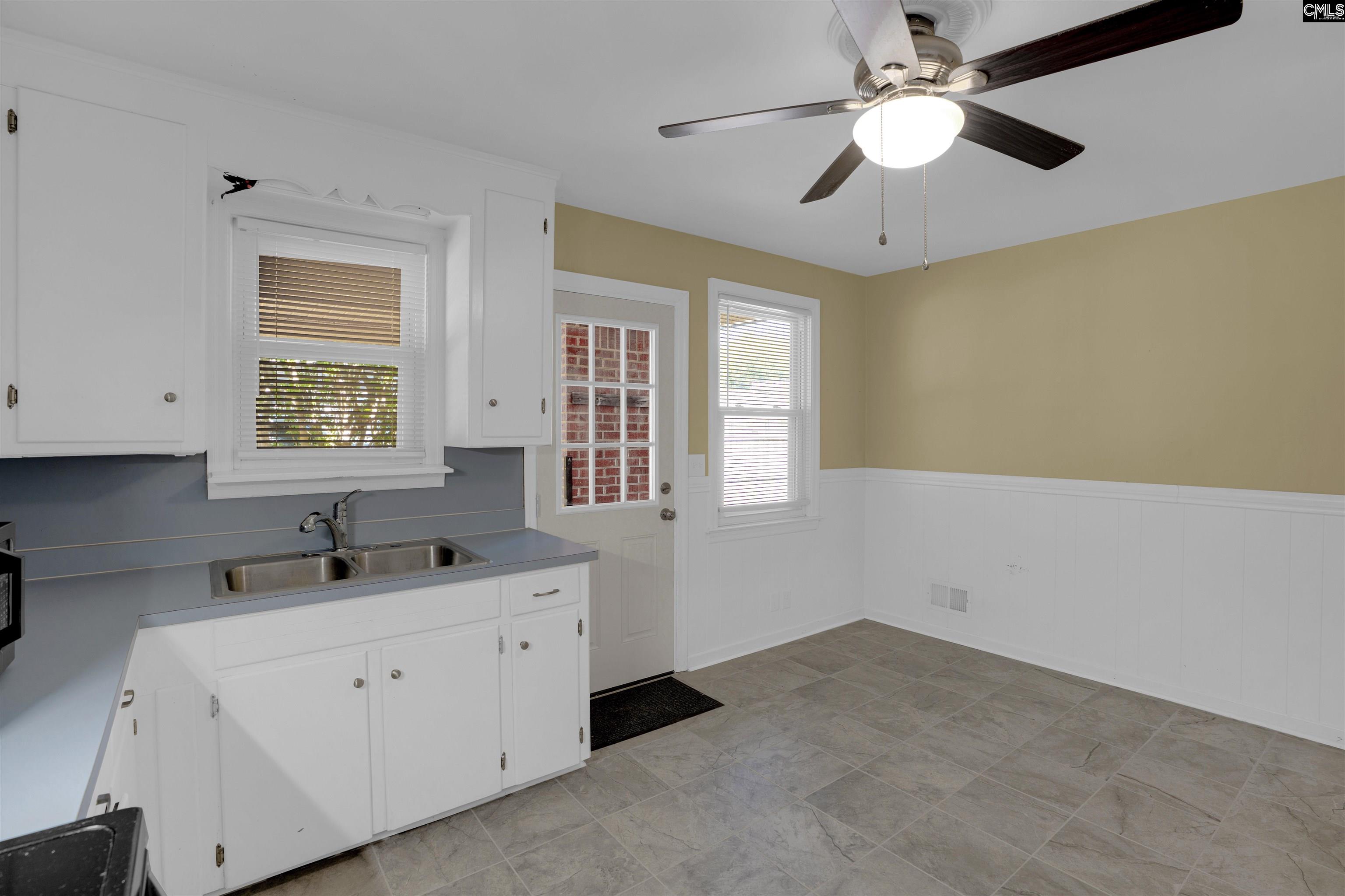 1528 Hazel Street Cayce, SC 29033 - Photo 5 of 27