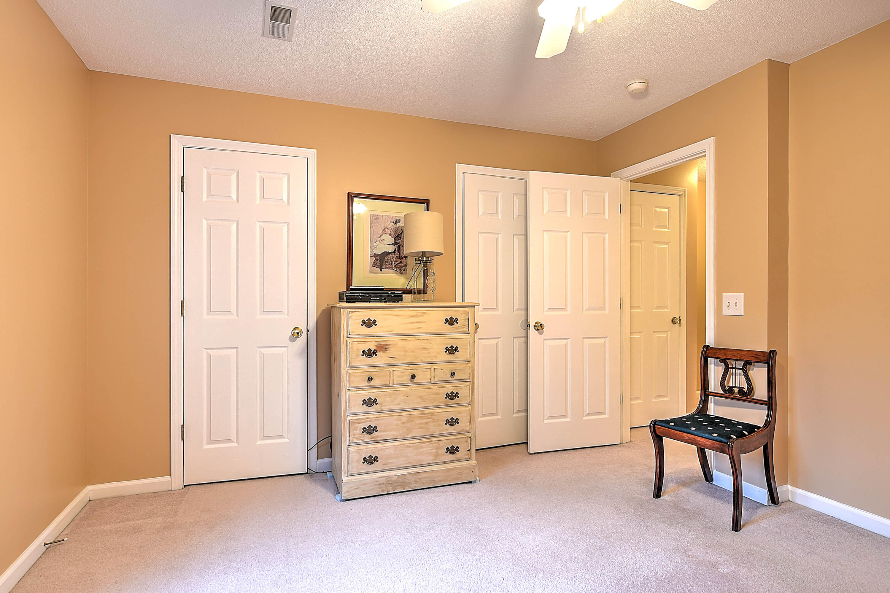 112 Winners Circle, Unit C8 Bristol, TN 37620 - Photo 11 of 26 Winners Cir-9