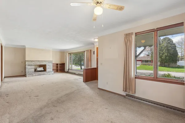 $268,000 | 30625 Broadway Street North, Lindstrom, MN 55045