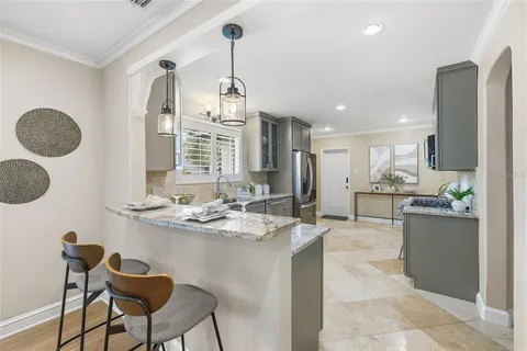 $1,095,000 | 101 26th Avenue Northeast, St. Petersburg, FL 33704