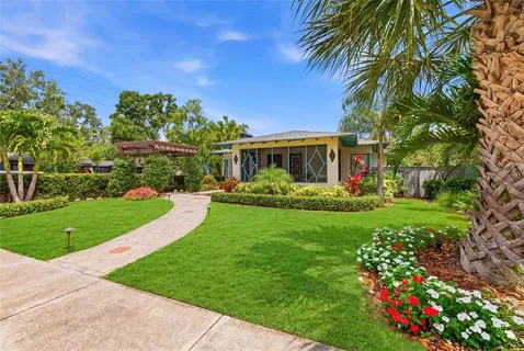 $1,095,000 | 101 26th Avenue Northeast, St. Petersburg, FL 33704