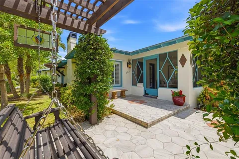 $1,095,000 | 101 26th Avenue Northeast, St. Petersburg, FL 33704
