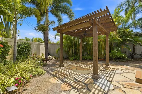 $1,095,000 | 101 26th Avenue Northeast, St. Petersburg, FL 33704