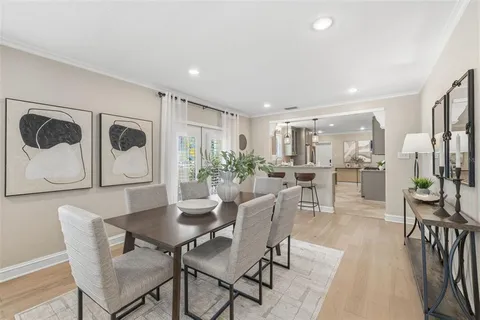 $1,095,000 | 101 26th Avenue Northeast, St. Petersburg, FL 33704