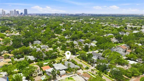 $1,095,000 | 101 26th Avenue Northeast, St. Petersburg, FL 33704