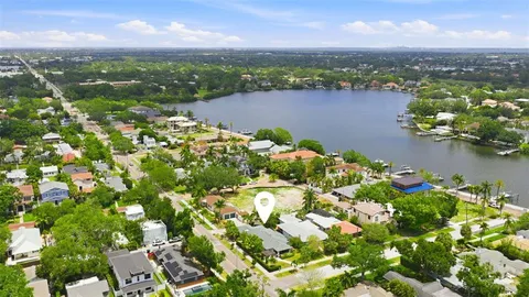 $1,095,000 | 101 26th Avenue Northeast, St. Petersburg, FL 33704