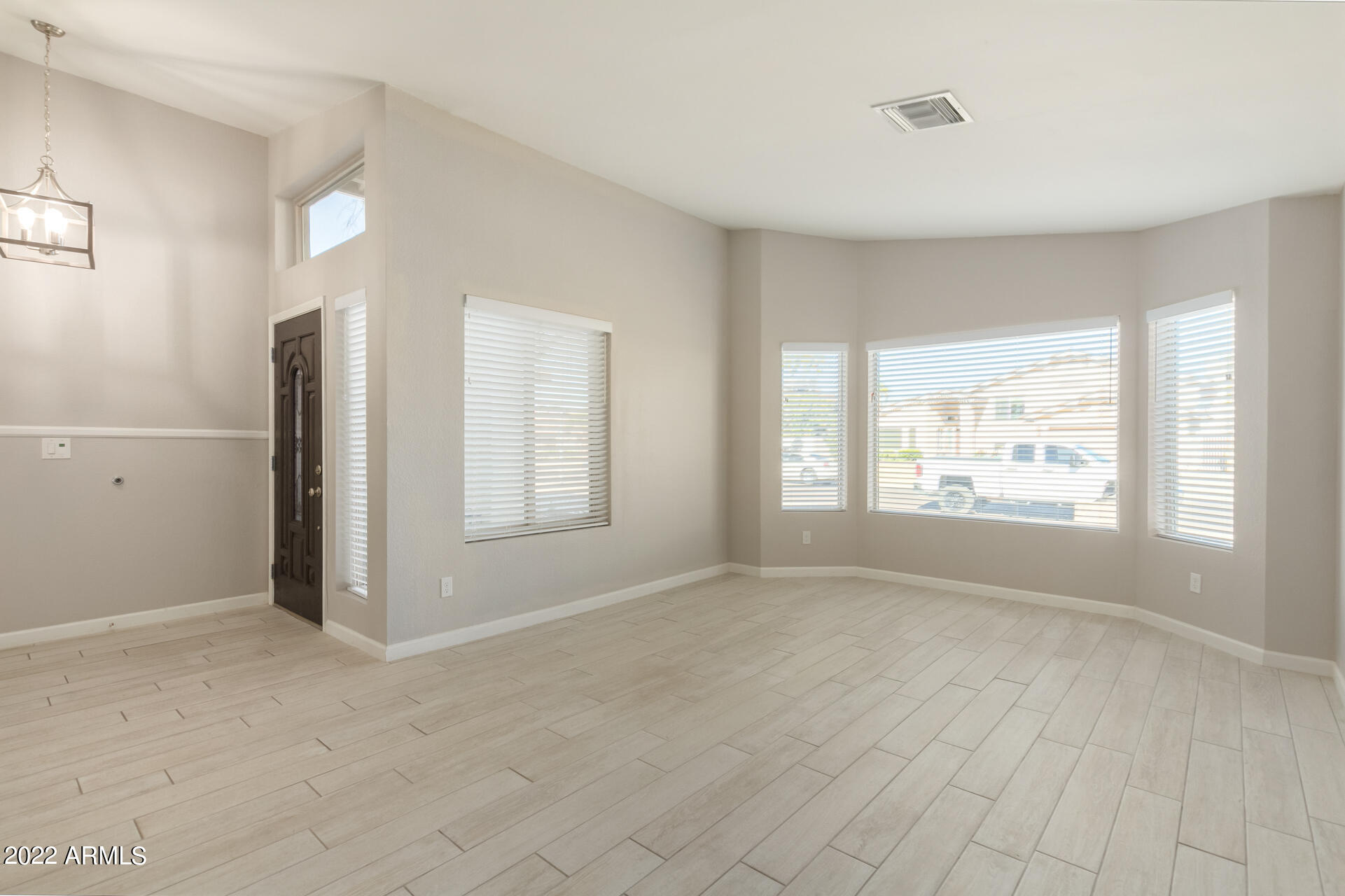 6939 West Bloomfield Road Peoria, AZ 85381 - Photo 6 of 32 06 - Bloomfield