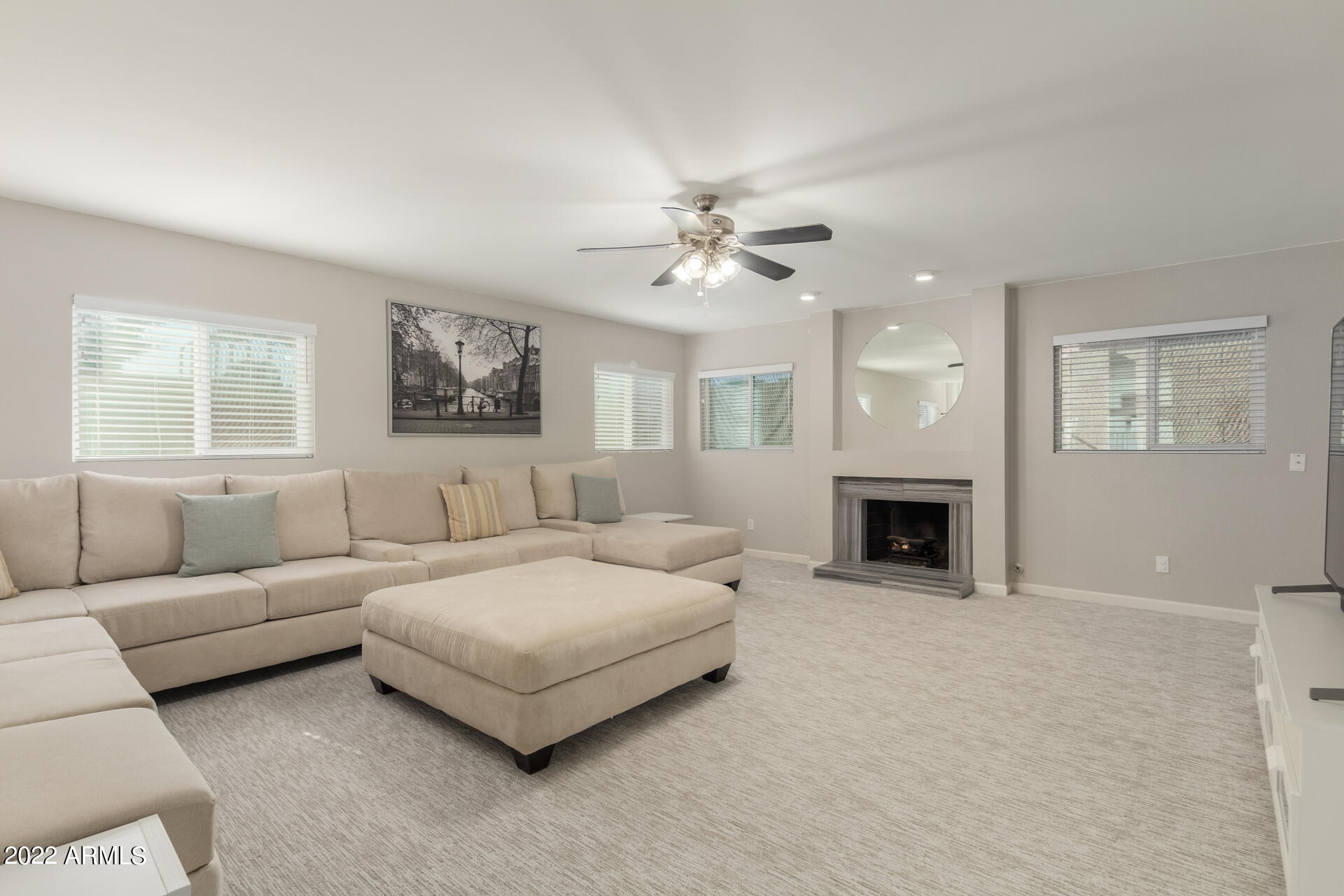 6939 West Bloomfield Road Peoria, AZ 85381 - Photo 9 of 32 09 - Bloomfield