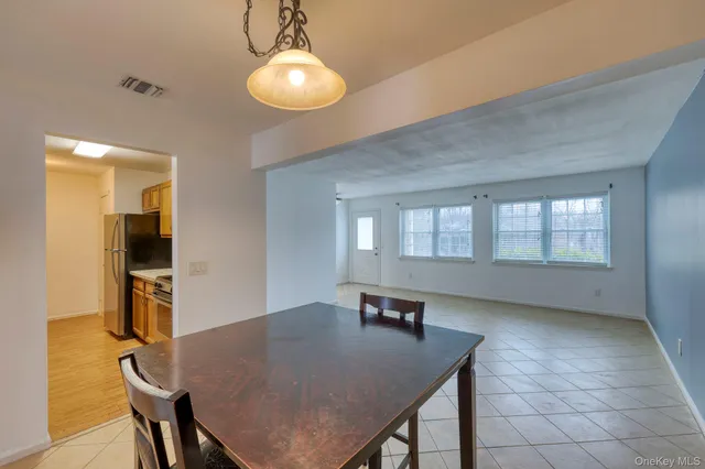 $265,000 | 276 Temple Hill Road, Unit 2513, New Windsor, NY 12553