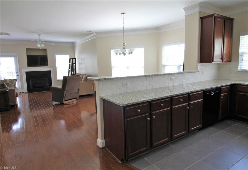 3452 Limestone Court High Point, NC 27265 - Photo 4 of 23