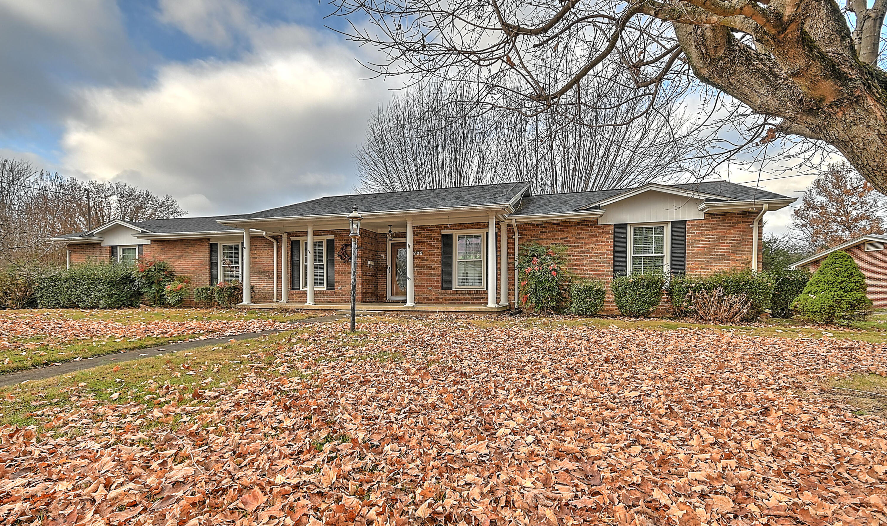 1805 Broadmoor Road Johnson City, TN 37604 - Photo 1 of 48 1805 Broadmoor B