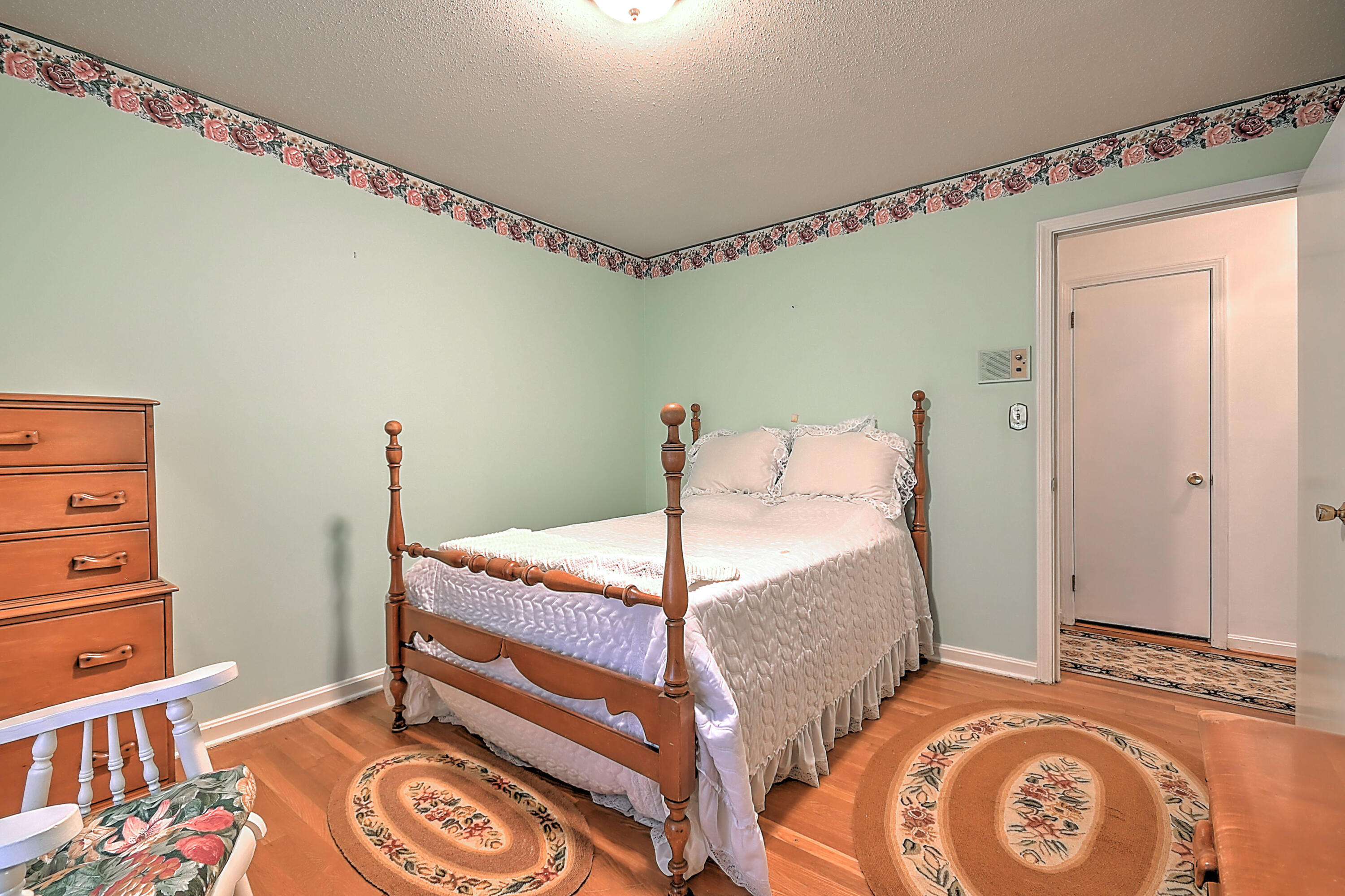 1805 Broadmoor Road Johnson City, TN 37604 - Photo 35 of 48 1805 Broadmoor B-25