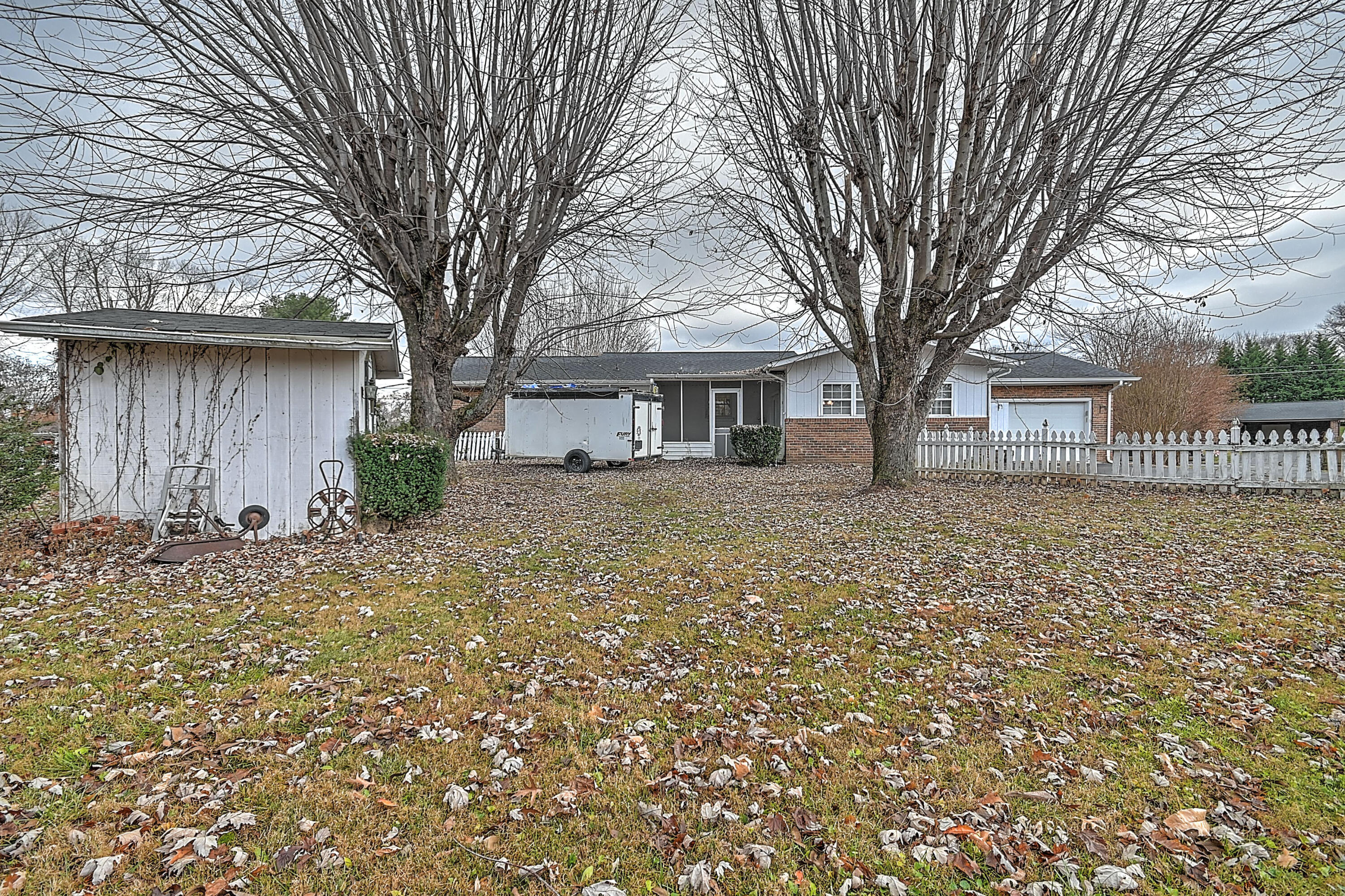 1805 Broadmoor Road Johnson City, TN 37604 - Photo 9 of 48 1805 Broadmoor B-47